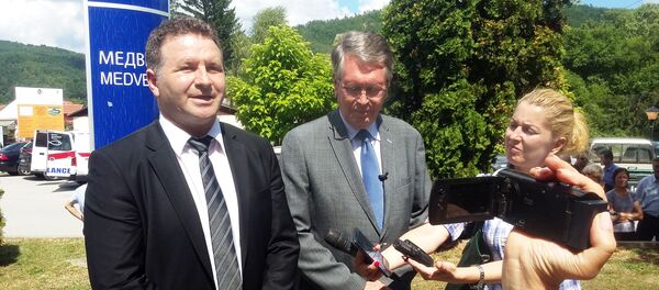 Председник општине Медвеђа и амбасадор РФ  Александар Чепурин - Sputnik Србија