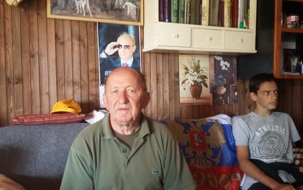PUTINOVO  -Mališa Petrušić  glavni inicijator za promenu imena selu - Sputnik Srbija