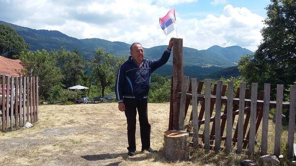 ПУТИНОВО Драган Делибашић, на капији и сзстава Србије ПУТИНОВО Драган Делибашић, на капији и сзстава Србије - Sputnik Србија