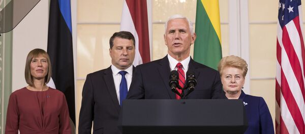 Амерички потпредседник Мајк Пенс и лидери балтичких земаља у Таљину - Sputnik Србија