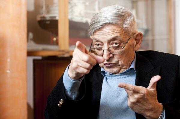 Требало би да се запитамо зашто Србија више нема менаџере калибра Микија Савићевића Требало би да се запитамо зашто Србија више нема менаџере калибра Микија Савићевића - Sputnik Србија