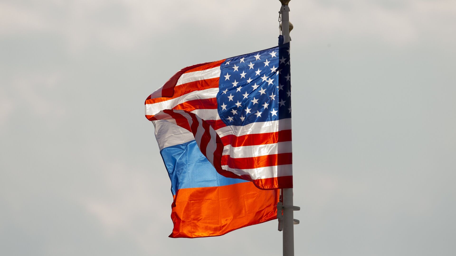 Zastave SAD i Rusije - Sputnik Srbija, 1920, 07.12.2021