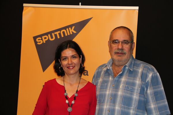 Mihajlo Pantić, gost novinarke Sputnjika Valentine Bulatović Mihajlo Pantić, gost novinarke Sputnjika Valentine Bulatović - Sputnik Srbija