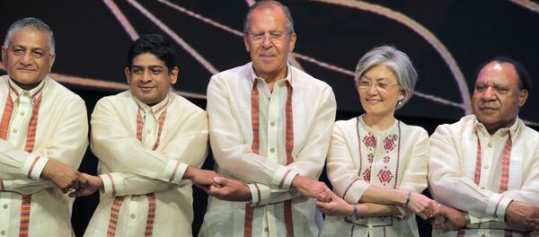 Министри иностраних послова АСЕАН-а и Сергеј Лавров Министри иностраних послова АСЕАН-а и Сергеј Лавров - Sputnik Србија