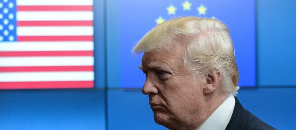 Američki predsednik Donald Tramp sastao se sa liderima EU u Briselu Američki predsednik Donald Tramp sastao se sa liderima EU u Briselu - Sputnik Srbija