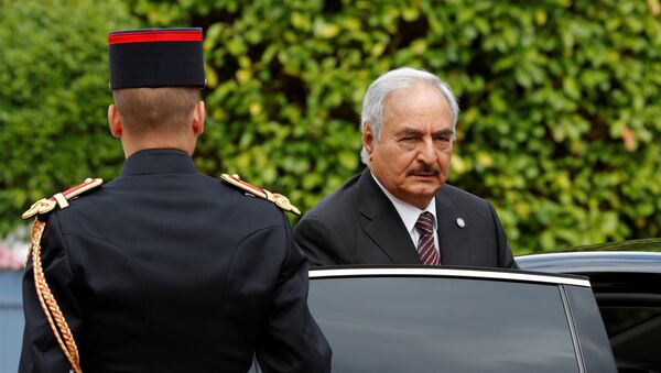 Генерал Халифа Хафтар, командант Либијске националне армије, долази у Париз - Sputnik Србија