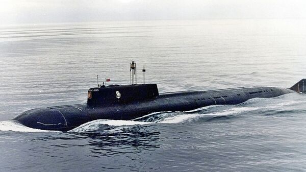 Jedna od najvećih i najsavremenijih ruskih podmornica, Kursk, koja je eksplodirala i potonula tokom vojnih vežbi u avgustu 2000. - Sputnik Srbija