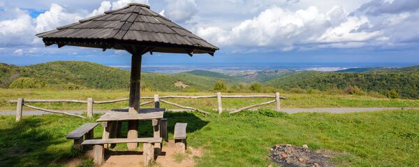 Поглед на Војводину са Фрушке Горе - Sputnik Србија