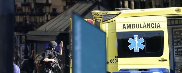 Policiя na meste naezda avtomobilя na lюdeй v Barselone, Ispaniя - Sputnik Srbija