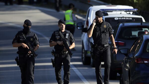 Policija patrolira nakon terorističkog napada u Barseloni - Sputnik Srbija