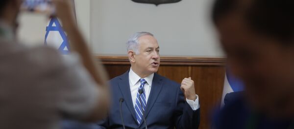 Израелски премијер Бењамин Нетанијаху на састанку кабинета у Јерусалиму - Sputnik Србија