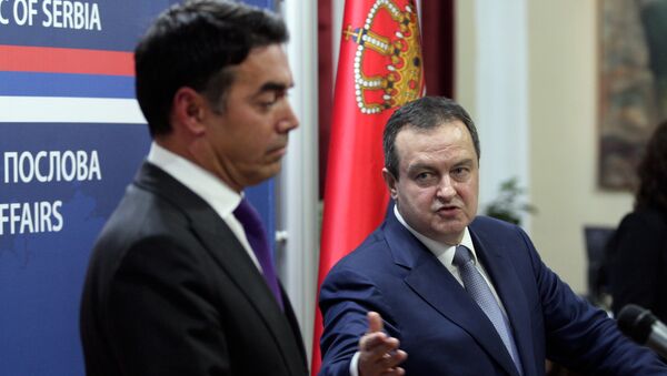 Ministar spoljnih poslova Srbiej i Makedonije Ivica Dačić i Nikola Dimitrov - Sputnik Srbija