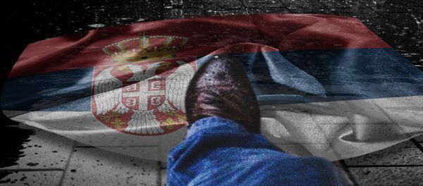 Gaženje srpske zastave - Sputnik Srbija