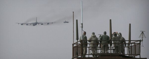 Амерички авиони Б-52 и Ф-16 и јужнокорејски Ф-15 лете изнад ваздухопловне базе Осан у Јужној Кореји - Sputnik Србија