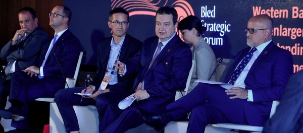 Ивица Дачић на Бледском стратешком форуму Ивица Дачић на Бледском стратешком форуму - Sputnik Србија