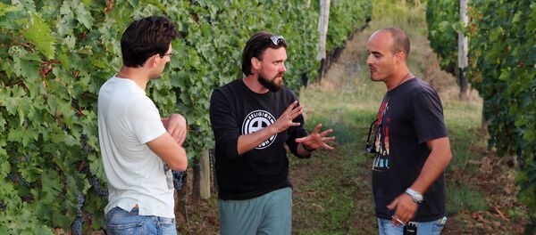 Руски редитељ Артјам на снимању последње сцене у филму. - Sputnik Србија