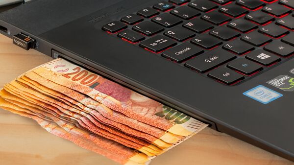Novac iz laptopa - Sputnik Srbija