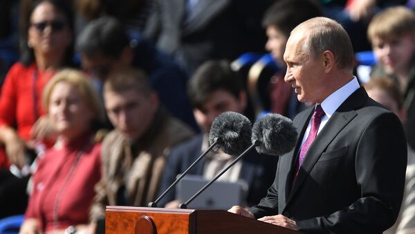 Vladimir Putin na Crvenom trgu - Sputnik Srbija