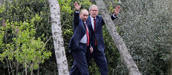 Владимир Путн и Џорџ Буш Владимир Путн и Џорџ Буш - Sputnik Србија