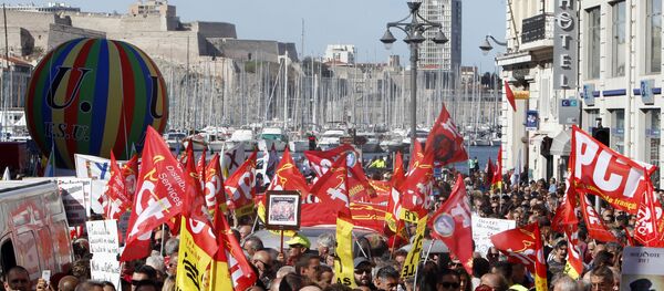 Протест радника у Марсеју - Sputnik Србија