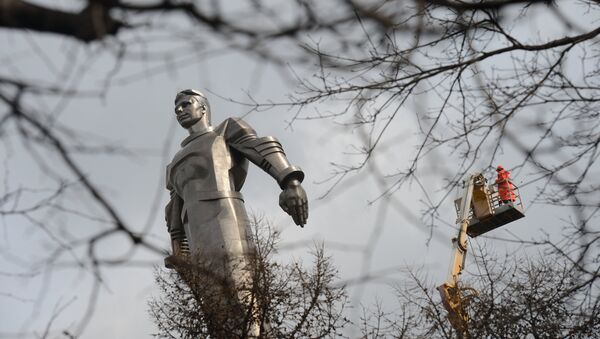 Spomenik Gagarinu u Moskvi - Sputnik Srbija