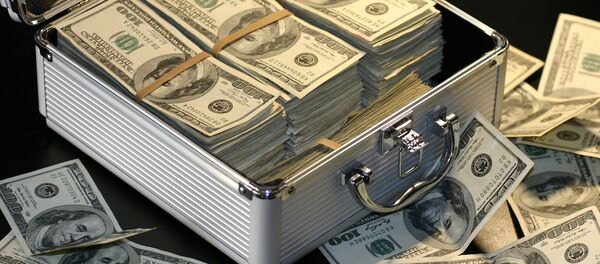 Кофер с новцем - Sputnik Србија