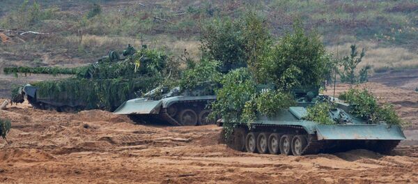 Remontno-evakuaciona vozila BREM-1 tokom zajedničkih vojnih vežbi Rusije i Belorusije u Lenjingradskoj oblasti - Sputnik Srbija