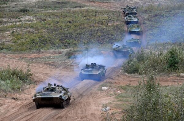 Vojne vežbe Zapad 2017 Vojne vežbe Zapad 2017 - Sputnik Srbija