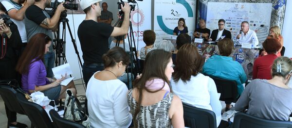 Конференција за новинаре поводом овогодишњег Битефа Конференција за новинаре поводом овогодишњег Битефа - Sputnik Србија