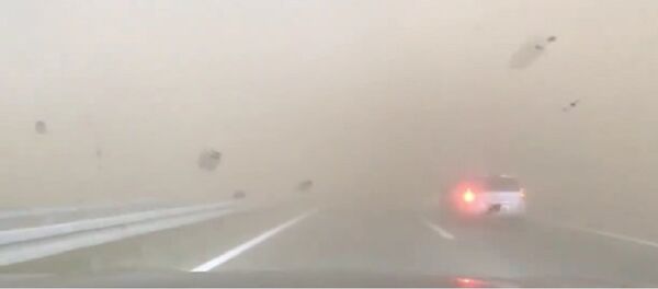 Tornado na autop-putu Beograd-Novi Sad - Sputnik Srbija