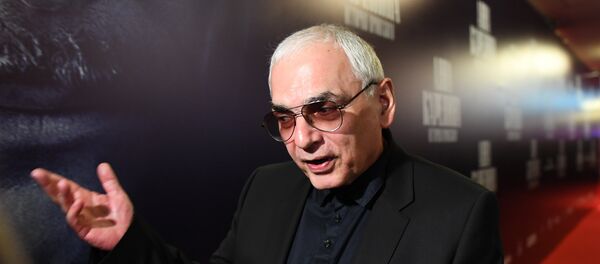 Režiser Karen Šahnazarov na premijeri filma Ana Karenjina. Istorija Vronskog - Sputnik Srbija