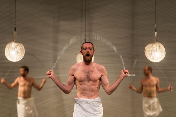 Predstava „Olimp“ Jana Fabra Predstava „Olimp“ Jana Fabra - Sputnik Srbija