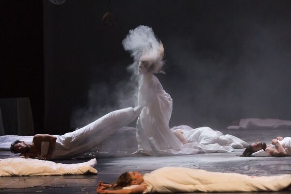 Predstava „Olimp“ Jana Fabra Predstava „Olimp“ Jana Fabra - Sputnik Srbija