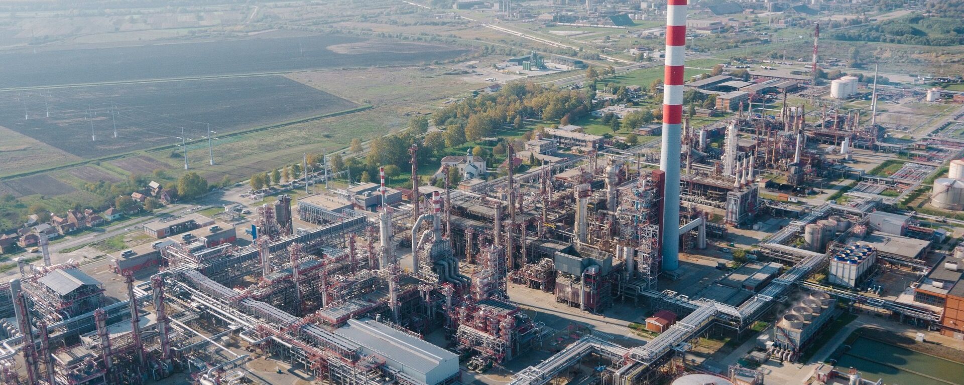 Rafinerija nafte u Pančevu - Sputnik Srbija, 1920, 13.10.2021