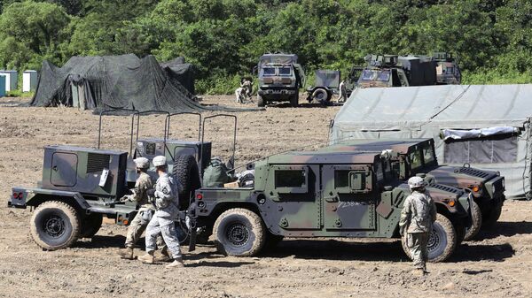 Амерички војници припремају се за војне вежбе у Паџуу у Јужној Кореји у близини границе са Северном Корејом - Sputnik Србија