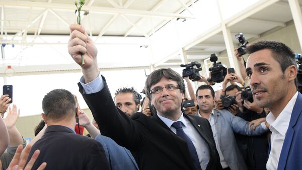 Katalonski predsednik Karles Pudždemon tokom referenduma za nezavisnost Katalonije - Sputnik Srbija