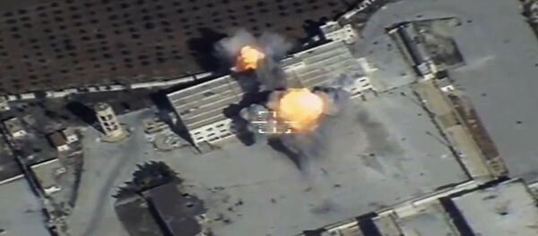 Бомбардовање у Сирији Бомбардовање у Сирији - Sputnik Србија