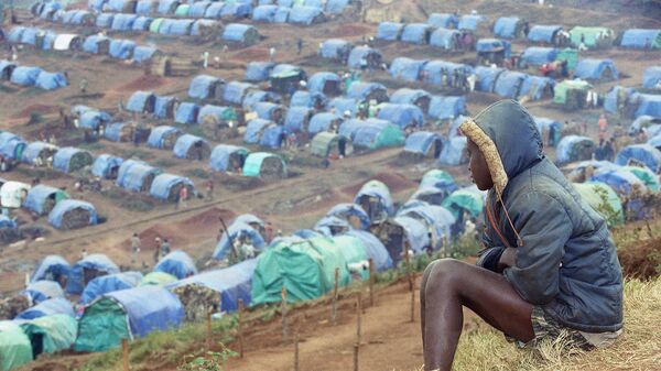 Избеглица изнад избегличког кампа Тутси народа у Руанди, 25. августа 1994. - Sputnik Србија