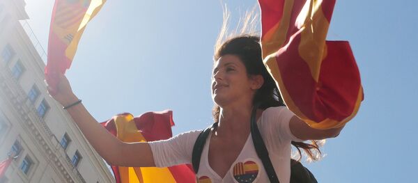 Protest u Barseloni za jedinstvo Španije Protest u Barseloni za jedinstvo Španije - Sputnik Srbija