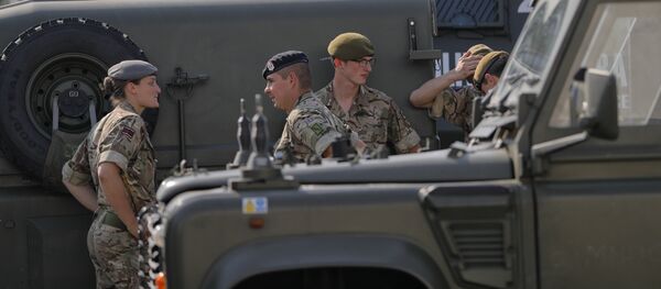 Британци, НАТО војници - Sputnik Србија