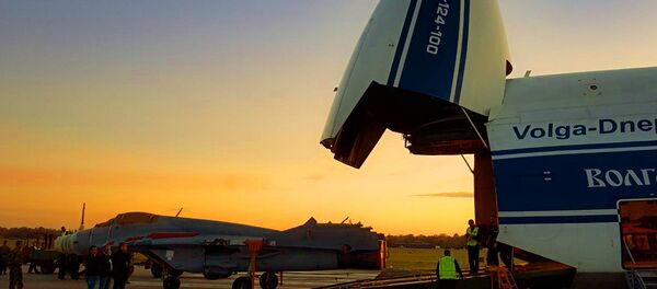 MiG-29 na aerodromu u Batajnici. MiG-29 na aerodromu u Batajnici. - Sputnik Srbija