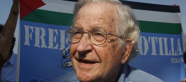 Ноам Чомски Ноам Чомски - Sputnik Србија