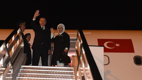 Реџеп Тајип Ердоган и Емине Ердоган - Sputnik Србија