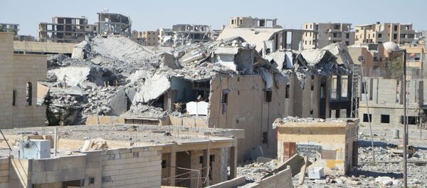 Рушевине у сиријској Раки Рушевине у сиријској Раки - Sputnik Србија