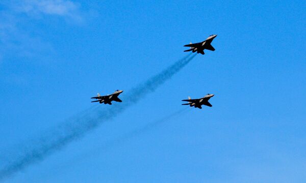 Припреме за војну параду која ће бити одржана 20. октобра 2017 у Батајници. Припреме за војну параду која ће бити одржана 20. октобра 2017 у Батајници. - Sputnik Србија