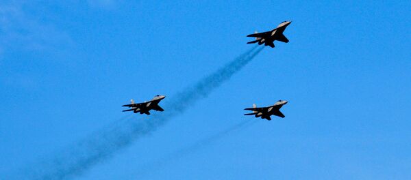 Припреме за војну параду која ће бити одржана 20. октобра 2017 у Батајници. - Sputnik Србија