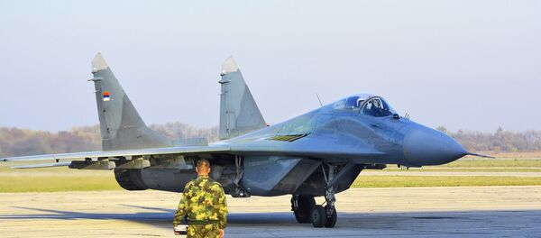 Припреме за војну параду која ће бити одржана 20. октобра 2017 у Батајници. - Sputnik Србија