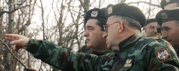 Генерали Небојша Павковић и Владимир Лазаревић на Косову током НАТО агресије на СРЈ. Генерали Небојша Павковић и Владимир Лазаревић на Косову током НАТО агресије на СРЈ. - Sputnik Србија