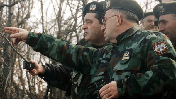 Generali Nebojša Pavković i Vladimir Lazarević na Kosovu tokom NATO agresije na SRJ. - Sputnik Srbija