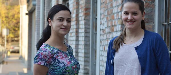 Maja Marković i Zoja Kukić, srpske IT tigrice Maja Marković i Zoja Kukić, srpske IT tigrice - Sputnik Srbija